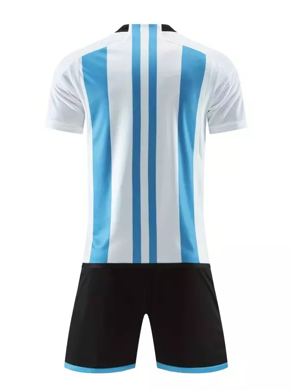 2 piezas de camiseta de fútbol a rayas para hombre y pantalones cortos deportivos sólidos: perfectos para actividades de verano al aire libre!