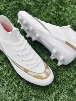 Botas De Fútbol Con Tacos AG Para Hombre, Tacos Y Zapatos De Fútbol Transpirables Antideslizantes Profesionales Para Exteriores Para Competición De Entrenamiento