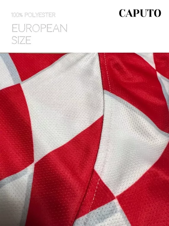 Camiseta de manga corta con estampado gráfico de letras y gemos, camiseta blanca con cuello en V para aficionados al fútbol croata, ropa deportiva para mujer