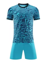 2pcs Kit De Fútbol, Camiseta De Fútbol A Rayas Para Hombres Y Pantalones Cortos Sólidos Transpirables Y Ligeramente Elásticoss Para Entrenamiento Y Competición De Fútbol