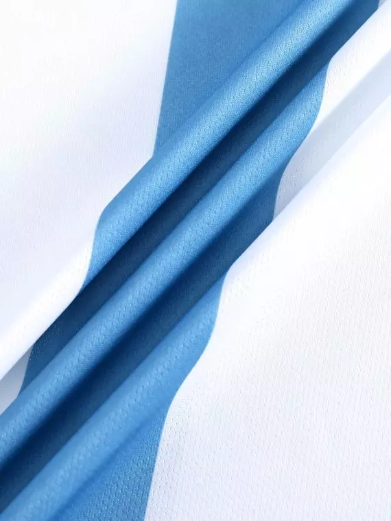 2 piezas de camiseta de fútbol a rayas para hombre y pantalones cortos deportivos sólidos: perfectos para actividades de verano al aire libre!