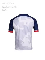 Camiseta de manga corta con estampado de letras 